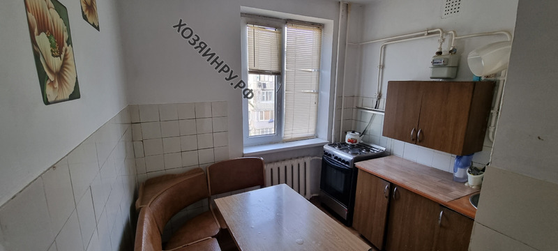 Сдаётся трёхкомнатная квартира длительно  в Севастополе, Генерала Острякова от собственника! — фото 1
